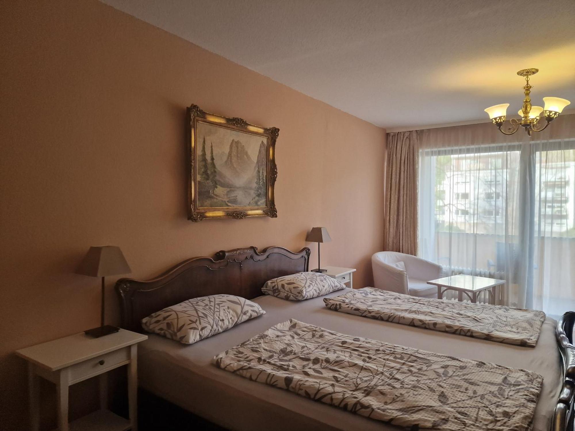 Colibri Apartment Baden-Baden Oda fotoğraf